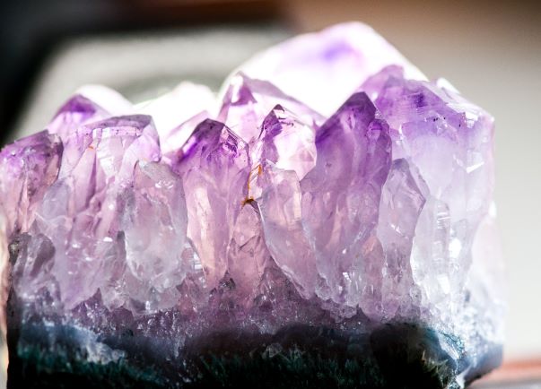Know Your... Gemstone Inclusions