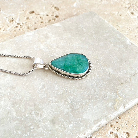 Emerald Green Quartz Teardrop Astrid Pendant
