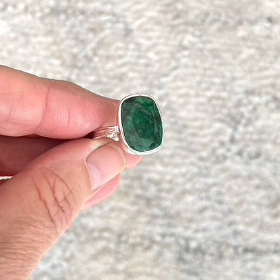 Deep Emerald Green Quartz Solange Ring