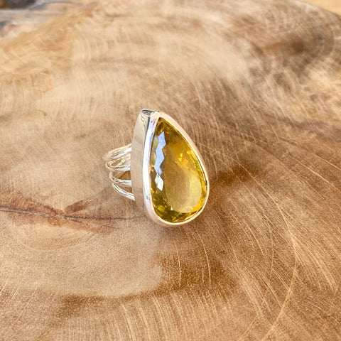 Lemon Quartz Large Teardrop Ring - Lila