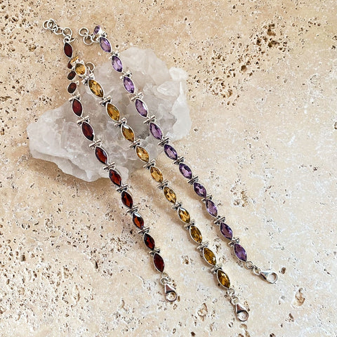 Garnet Bracelet - Anais