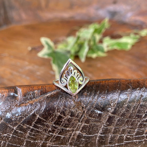 Peridot Marquise Ring - Lily