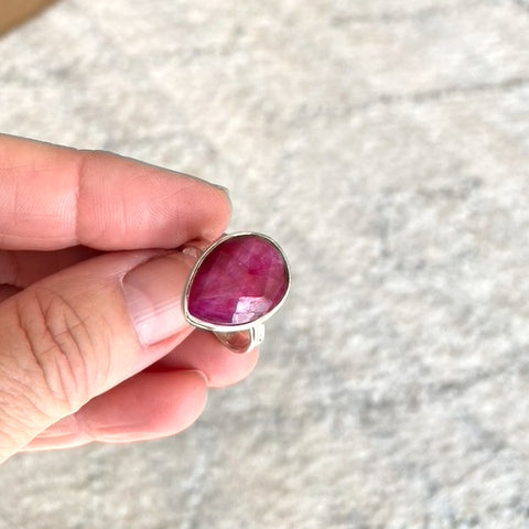 Ruby Red Quartz Teardrop Solange Ring