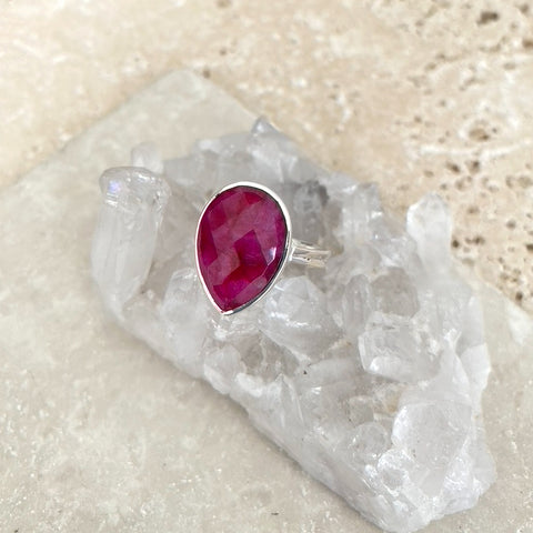 Ruby Red Quartz Teardrop Solange Ring