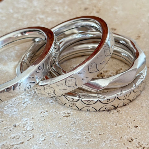 Silver Kutchi Hollow Bangle