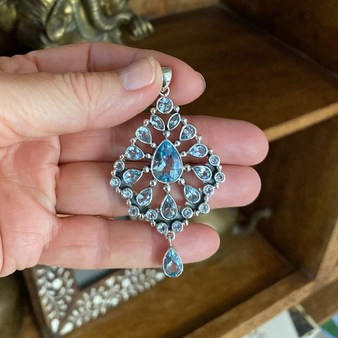 Topaz Pendant - Aaravi