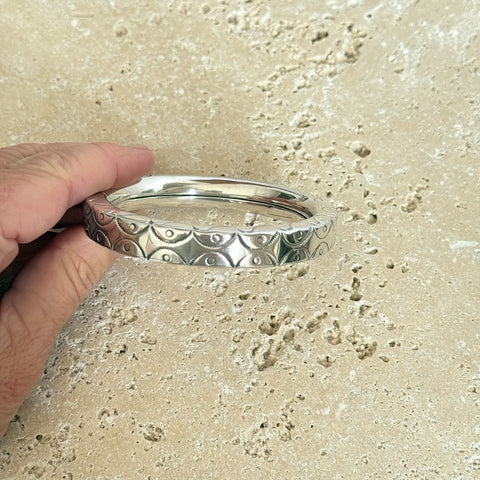 Silver Kutchi Hollow Bangle